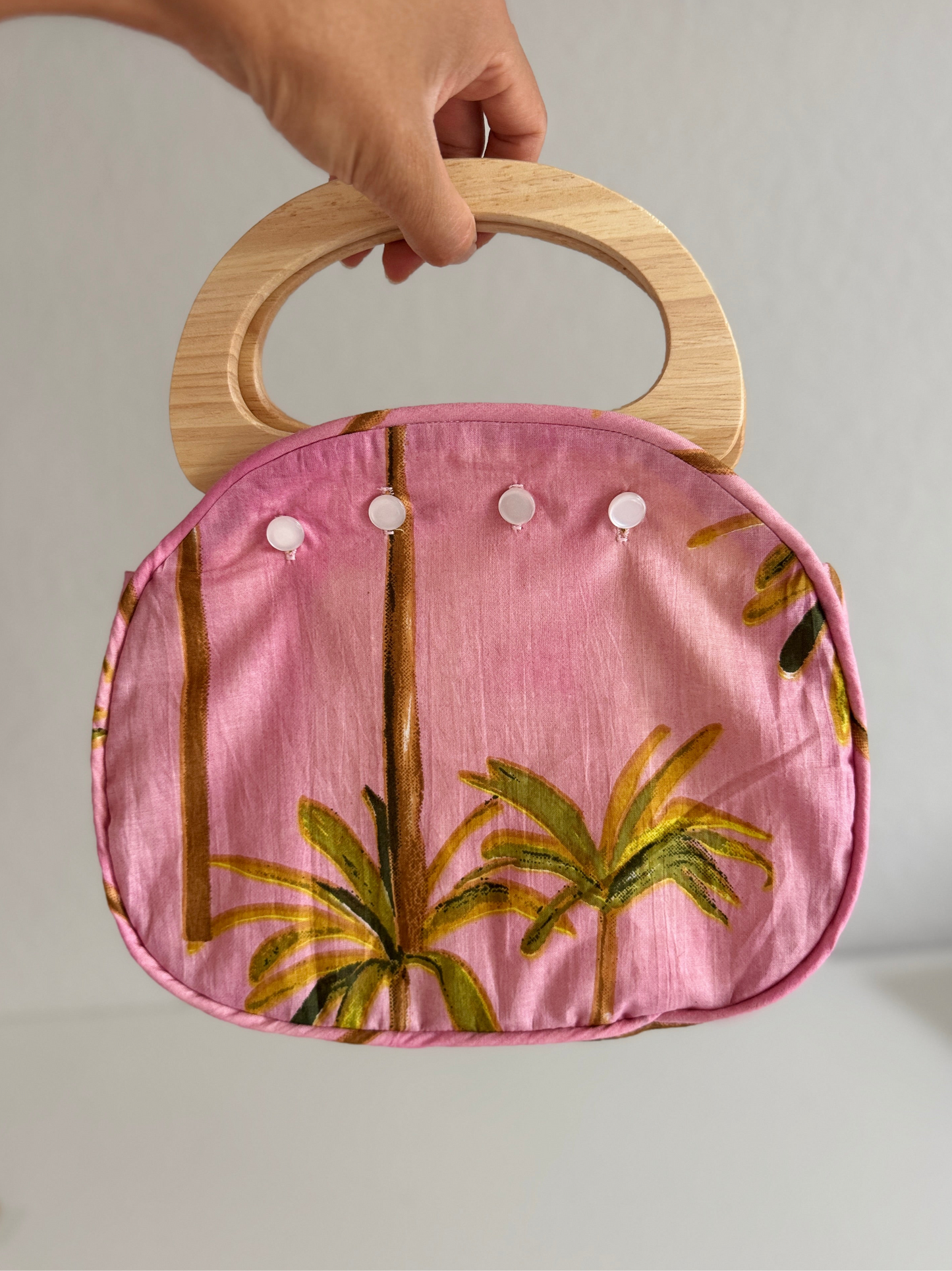 Bermuda Bag with Wooden Handles Pink Paradise