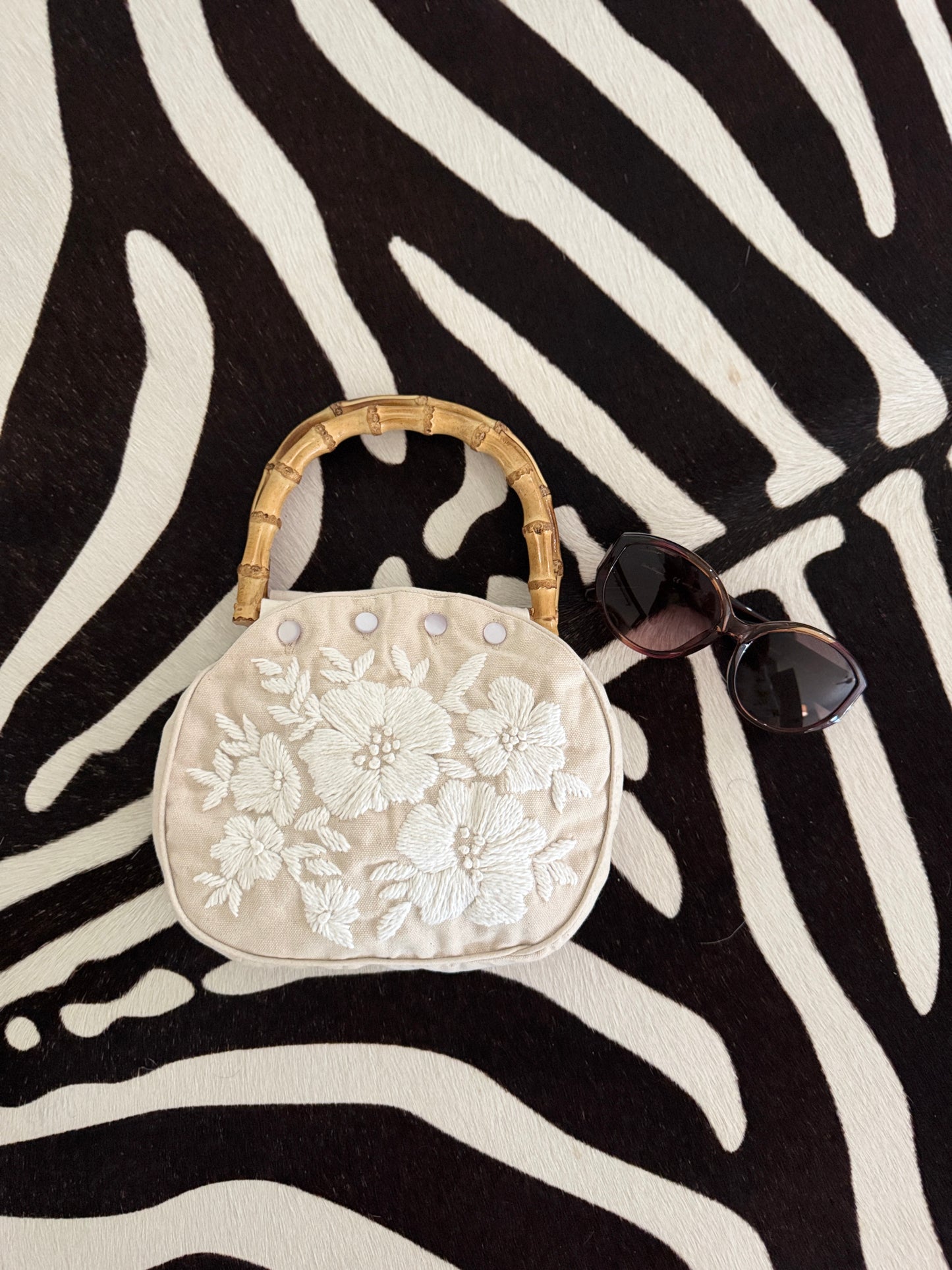 Bermuda Bag with Bamboo Handles Canvas Floral