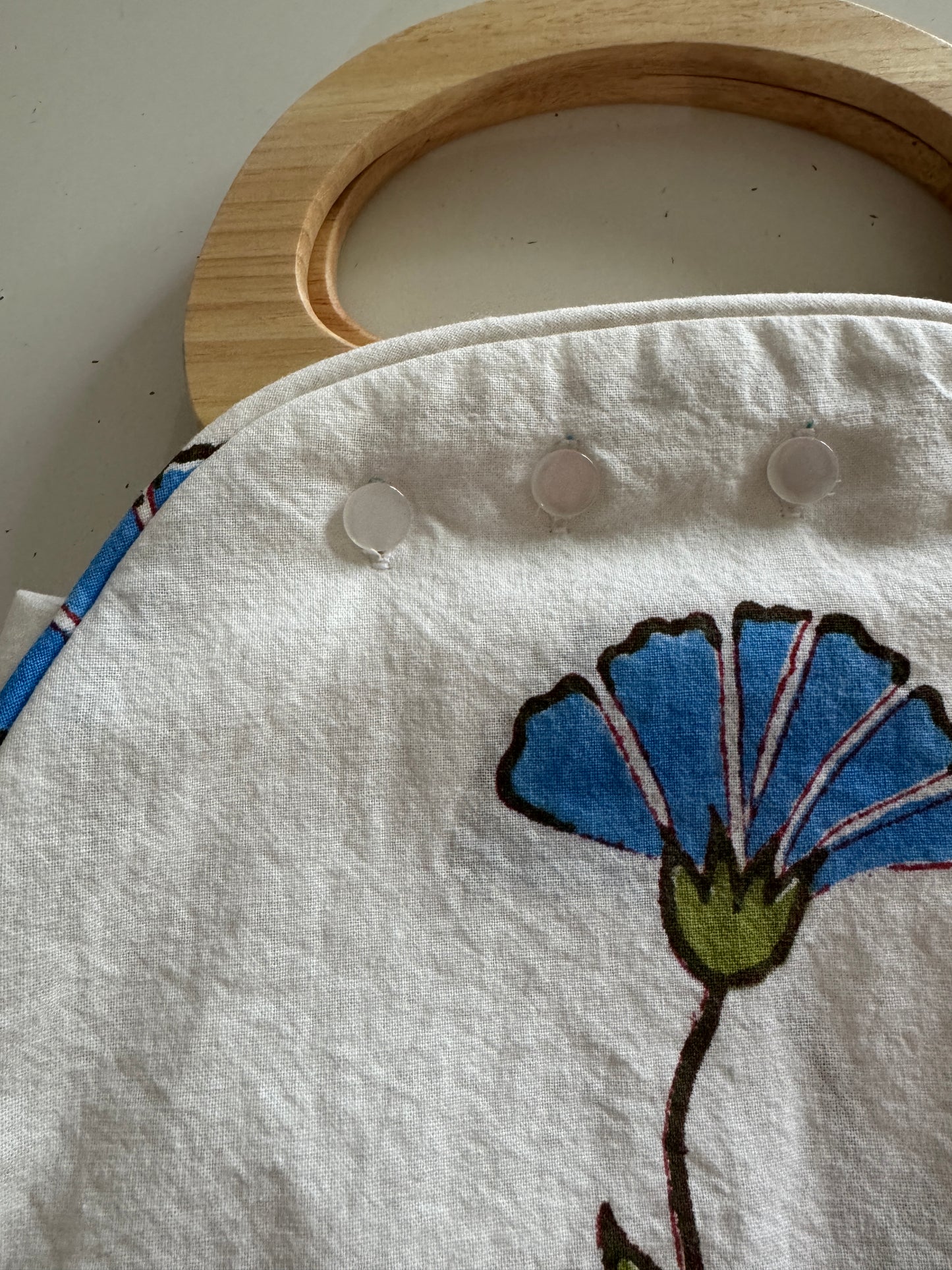 Bermuda Bag with Wooden Handles Ginko Turquoise